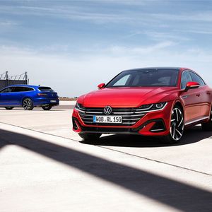Den VW Arteon gibt es künftig nicht mehr nur als Limousine, sondern auch als Shooting Brake.(Bild:  Volkswagen)