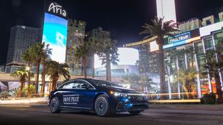 In Deutschland ist die Technik bereits in der S-Klasse und dem EQS nutzbar. (Bild: Mercedes-Benz)