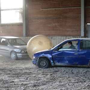 Zwei Teilnehmer durften dort auch eine Runde Autoball spielen. (Bild:  Schmidt - VCG)