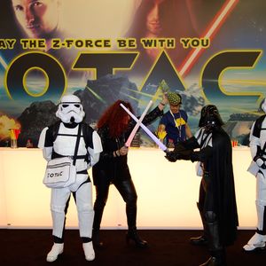 Sei die Macht mit der Ananas oder mit Darth Maciej.(Bild: IT-BUSINESS)