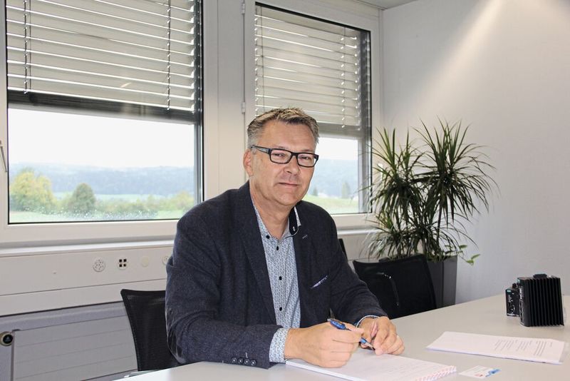 «Gerade für KMUs ist ein externer Berater Pflicht. Mit einer Risikoanalyse kann dieser aufzeigen, was ein Security-Fall wirklich kosten kann.»  Frank Hinz, Bereichsleiter Vertrieb bei Omniray (Bild: at – Aktuelle Technik)