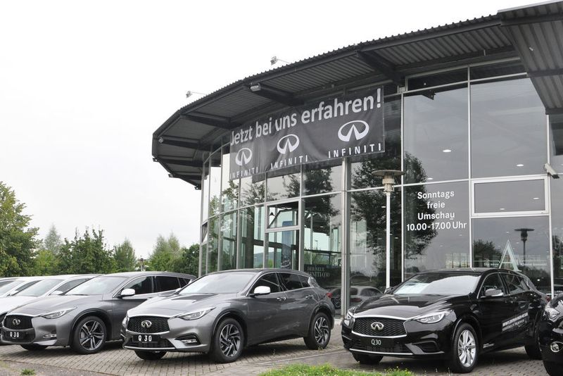 Für den Infiniti-Verkauf nutzt die Ebert-Gruppe zunächst ihre bestehende Immobilie. (Grimm / »kfz-betrieb«)