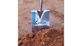 Mit einem symbolischen ersten Spatenstich startete am 10. November der Bau des neuen Chemiewerks von Vink Chemicals in Schwerin. (Bild: Vink Chemicals)