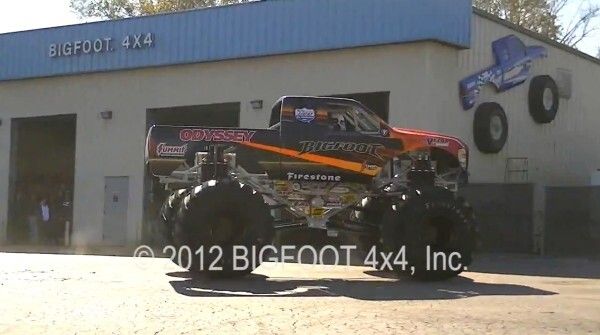 Der Bigfoot 20: der weltweit erste Monstertruck mit Elektroantrieb macht mit über 260 kW und 1100 Nm Autos umweltschonend platt (Bild: Bigfoot 4x4 Inc.)