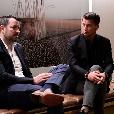 Dr. Steffen Freichel (li.), Direktor Business Operations bei Volvo Deutschland, und Herrik van der Gaag, Geschäftsführer des Kölner Importeurs, sind überzeugt, dass in den 150 deutschen Volvo-Standorten noch viel Wachstumspotenzial schlummert. (Bild: Christian Bittmann/ Volvo)