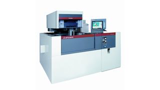 Die Drahterodiermaschine FA20-S Advance arbeitet mit der neuen Advance-Steuerung von Mitsubishi Electric. Eine Netzwerkanbindung ist bei der Erodiermaschine Standard. Bild: Mitsubishi Electric (Archiv: Vogel Business Media)