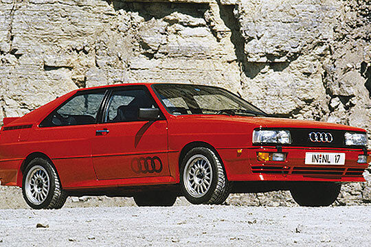 Audi legt mit der Quadro-Technik den Grundstein für das Premiumsegment. Die Verkäuferausbildung gewinnt an Wert, deshalb erscheint seit 1983 das Ausbildungsjournal »autoKAUFMANN«. (Audi)