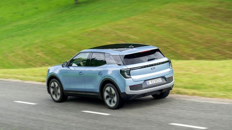 Anstelle einer teuren Eigenentwicklung haben sich die Amis aus Köln die MEB-Plattform von Volkswagen geliehen.  (Bild: Ford)