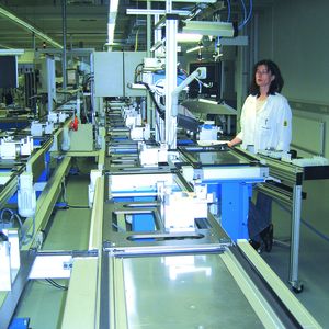 Bei Endress + Hauser Conducta sind zwei Drucksysteme von Canon in die Fertigungsstraße integriert, die die technische Dokumentation der produzierten Messgeräte übernehmen. Bild: Canon