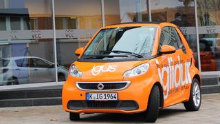 Der umgebaute Smart von Igus am letzten Besuchspunkt in diesem Jahr. (Bild: Reinhold Schäfer)