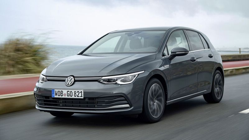 Der VW Golf konnte seine Spitzenposition als beliebtestes Leasingauto nicht halten. Um bis zu 3,9 Prozentpunkte ist seine Beliebtheit im Vergleich zum Vorjahr 2020 gefallen. (Volkswagen AG)