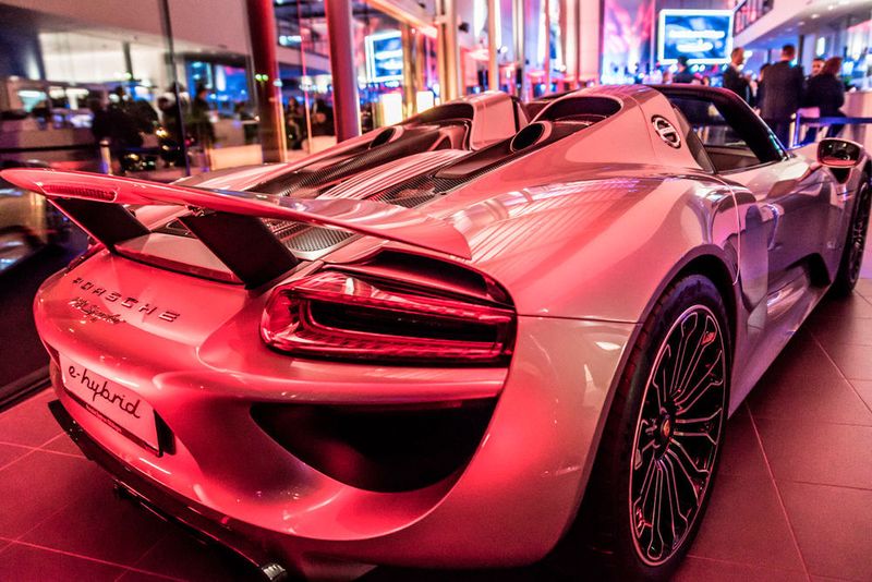 Dabei sollen das Neu- und Gebrauchtwagengeschäft vorerst einen gleichen Stellenwert einnehmen. (Marcel Katz)