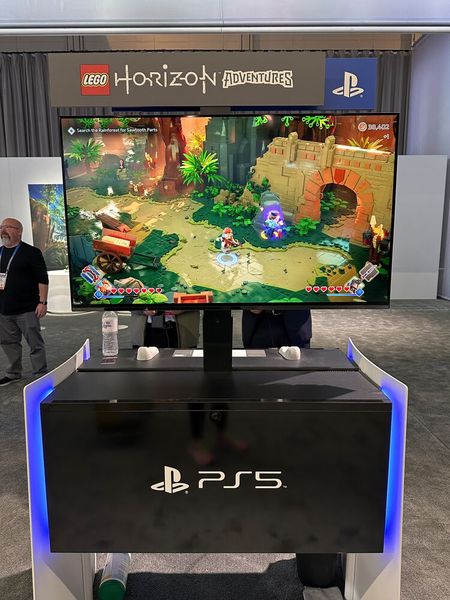 Bei Sony war Gaming ein starker Fokus und lockte somit das Publikum an. (Bild: Vogel IT-Medien)