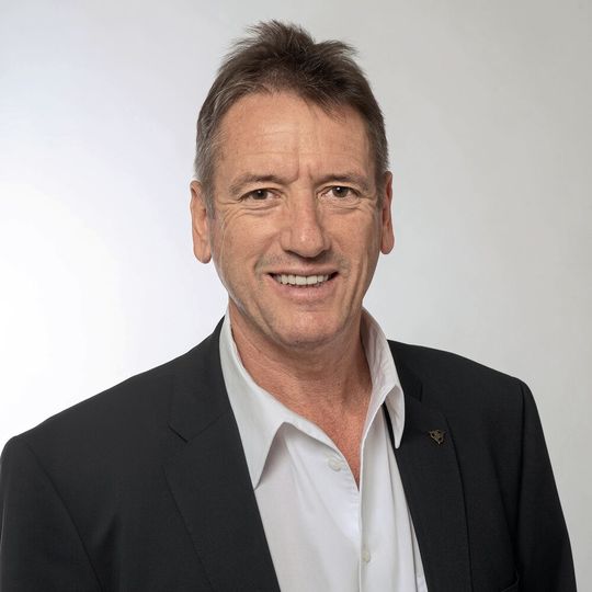 Chefredakteur Johann Wiesböck: „Reichen Sie als Referent/in jetzt Ihren Vortrag ein oder merken Sie sich als Teilnehmer/in online für die passende Konferenz vor.“(Bild:  VCG)