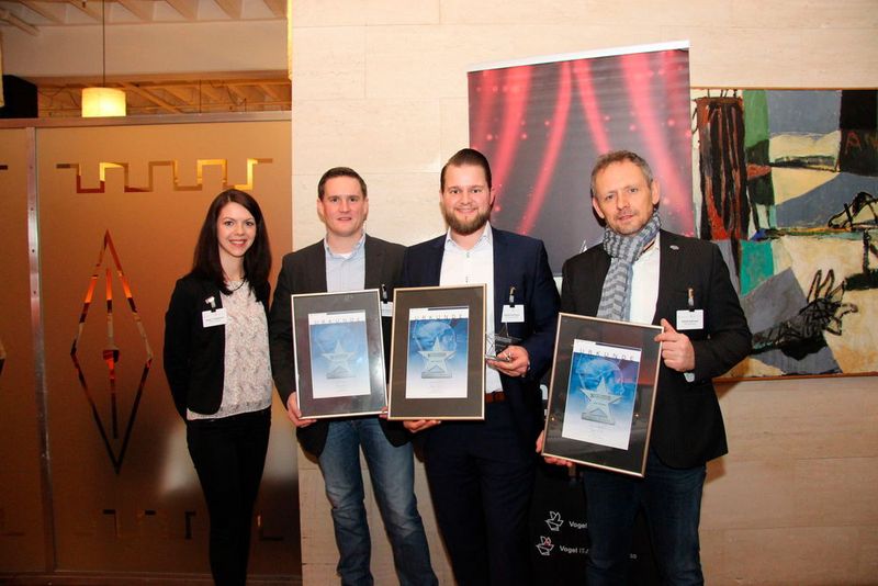 Zum fünften Mal in Folge ging der Best Speaker Team-Award an Veeam Software mit Hendrik Bardowicks, Thomas Sandner und Uwe Groening (v.l.) als Sprecher auf der »Cloud Computing & Virtualisierung Technology Conference 2016«.  (Vogel IT-Medien)