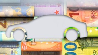 Zum Sommer werden die Provisionen gedeckelt, die Händler für die Vermittlung entsprechender Verträge von Finanzdienstleistern erhalten können. (Bild: © darknightsky; © MoreVector; © bluedesign - stock.adobe.com)