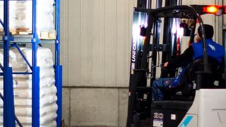 Bei Convent sind die Flurförderzeuge vorwiegend an Hochregalen tätig. (Convent)