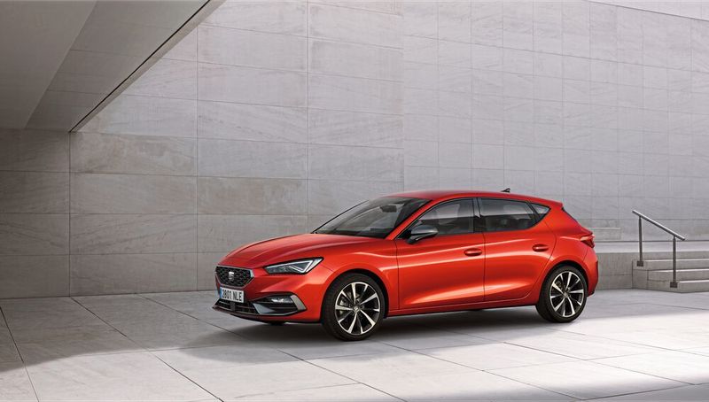 Zu den wichtigen Genf-Gästen gehört auch der Golf-Bruder Seat Leon in seiner Neuauflage. (Bild: Seat)