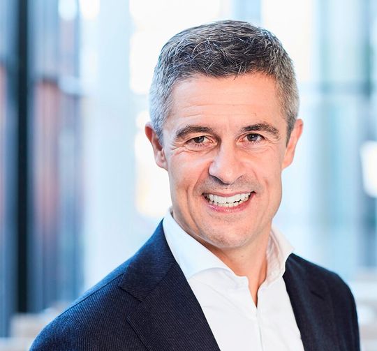 Michael Guschlbauer, COO der Bechtle AG: „Wir stärken die digitale Souveränität Europas und schaffen die Voraussetzungen für das Zusammenspiel von Quantencomputing und klassischer IT.“(Bild:  Bechtle AG)