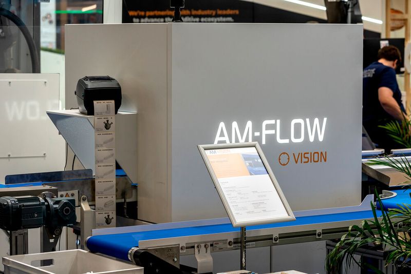 …zog das Sortiersystem AM-Vision mit seiner 3D-Teil-Erkennung die Aufmerksamkeit auf sich. (Bild: S. Human/VCG)