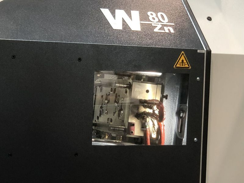 Hier entstehen kleine Giraffen im Zinkdruckguss. (Bild: Vogel Communications Group/Juliana Pfeiffer)