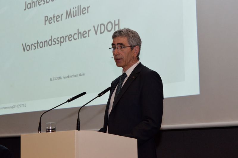 VDOH-Vorstandssprecher Peter Müller: „Es kann nicht sein, dass der Handel die Zeche für die Fehler der Industrie bezahlt.“ (Bild: Rehberg / »kfz-betrieb«)