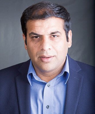 Cerence ernennt Prateek Kathpal ist neuer Chief Technology Officer (CTO) bei Cerence. In seiner Funktion wird er für die Technologievision, die Kernprodukte und die Produkt-Roadmaps verantwortlich sein. Darüber hinaus wird er als Leiter des Bereichs Professional Services tätig sein. 

Prateek Kathpal kommt von View, wo er als General Manager von AI & IoT Products für die Leitung der Engineering- und Produktmanagementstrategie, die Definition und Steuerung der Produkt-Roadmap sowie die Unterstützung von M&A-Aktivitäten verantwortlich war. Vor seiner Tätigkeit bei View war er als Vice Prsident of Product & Solution Strategy bei Polycom tätig, wo er für das Produktmanagement für die Software-, Cloud- und Plattformprodukte des Unternehmens verantwortlich war und Strategien für das Umsatzwachstum entwickelte. Daneben war er Chief Strategy & Technology Officer bei HighQ, Vice Prsident of Cloud, AI & Platform bei Accusoft, das das von Kathpal gegründete Unternehmen Adeptol übernommen hat. Außerdem war er Founder & CEO bei OnDemandCM, das von Foxit Software übernommen wurde. Darüber hinaus hat er für verschiedene Unternehmensorganisationen gearbeitet, darunter EMC, NEC, Cognizant und Sapient. (Cerence)