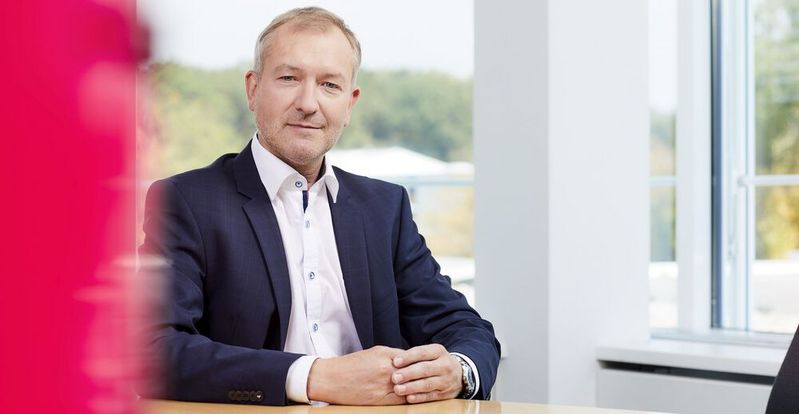 Der Maschinenbau-Ingenieur Rolf Lisse verantwortet seit Mitte 2022 die Geschäftsführung von Cideon. Er ist dort bereits seit 2007 tätig und wird er das Unternehmen entlang seinen Lösungen in CAD, PDM und der SAP-Integration breiter aufstellen.(Bild:  Valéry Kloubert)