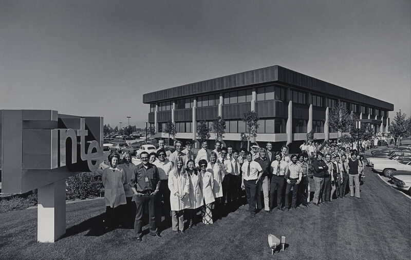 1971 war das erste Intel-Gebäude nicht mehr ausreichend. Die Firma baute ein neues Gebäude in Santa Clara. (Intel)