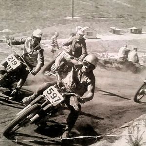 The invention of the Jet-Ski is credited to the American Jacobson, seen here in a race with number 597. He later referred to this day as "the day I invented the Jet-Ski".(Image: Cj2 wiki3.jpg /Kidsixteen / CC BY-SA )