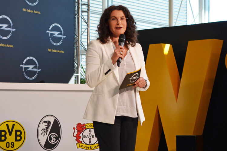 Der neue Opel-Marketing-Vorstand Tina Müller: „Es gibt Umfragen, da sagen Leute immer noch, Opel sponsert Bayern München.“ (Foto: Rehberg)