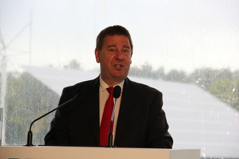 „Mit steigenden Strompreisen ist es sinnvoll, sich zumindest teilweise unabhängig zu machen“, sagt der Gildemeister-Vorstandsvoristzende Dr. Rüdiger Kapitza. (Bild: Itasse)