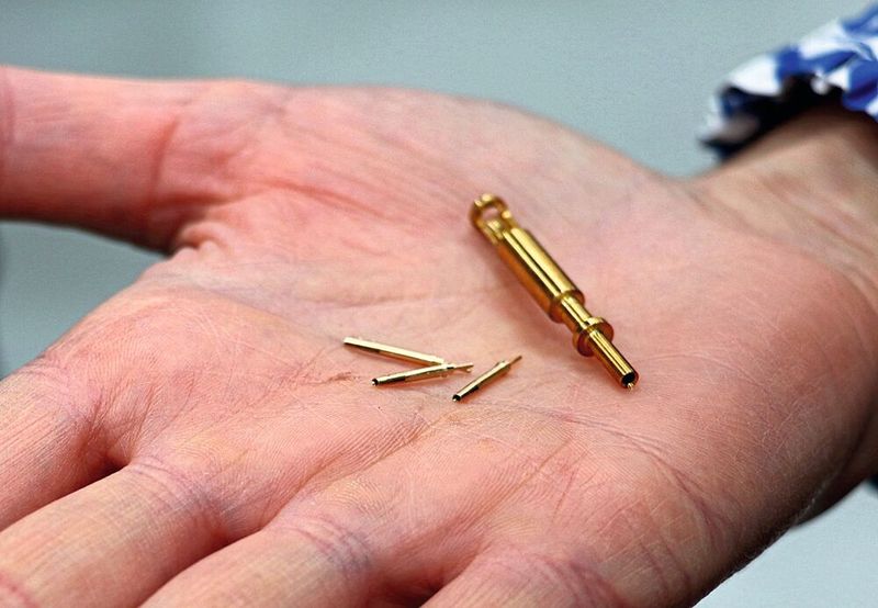 Feindreh est spécialisée dans les pièces tournées aux géométries fines et aux diamètres allant de l'épaisseur d'un ongle à celle d'un doigt. (Source : KNOLL)