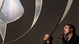 Bei der Entwicklung des Werks arbeiteten das Woven Studio von Biersteker und das Forschugs- und Entwicklungsteam von Polestar Hand in Hand. (Polestar)