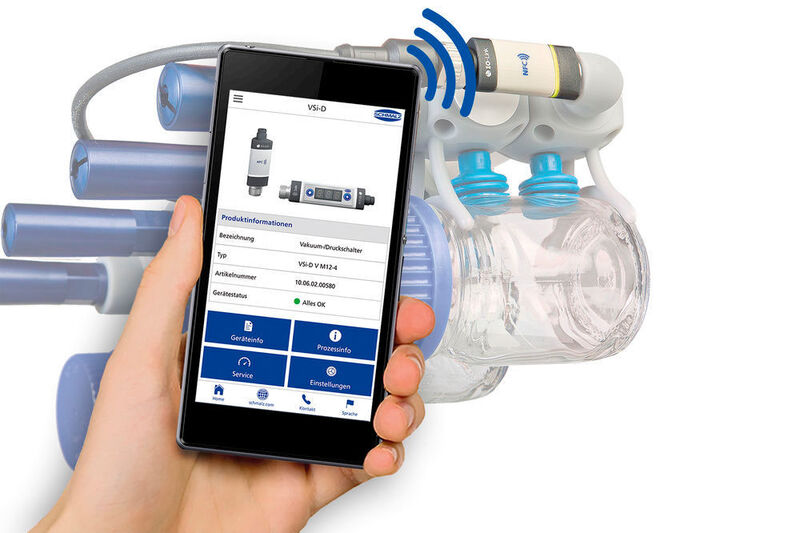 Vakuumtechnik-Hersteller Schmalz bietet jetzt die App „Schmalz Control Room“, mit der Anwender Vakuum-Komponenten mit dem Smartphone oder Tablet installieren und warten können. (Schmalz)