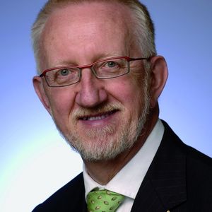 Degussa-Manager Dr. Jochen Rudolph: „Umweltschutz ist ein Leitthema und Umwelttechnik damit sicher auch eine Leitbranche.“ Bild: Degussa