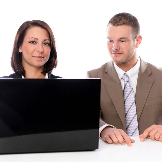 Im Mai 2013 wurden über die GULP Server 12.577 Projektanfragen an Freelancer verschickt. In den letzten fünf Jahren lagen die Mai-Werte im Schnitt bei 11.031 Projektanfragen – diesen Durchschnitt übertrifft der Mai 2013 um 14 Prozent.(Bild:  Konstantin Gastmann / pixelio.de)