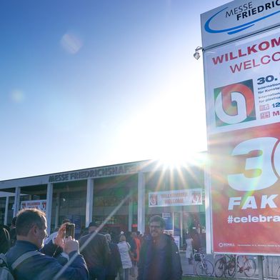 Del 12 al 16 de octubre de 2026, 1.547 expositores presentaron en la 30.ª edición de Fakuma sus novedades y avances en el sector del procesamiento de plásticos. (Bild: Sonido)