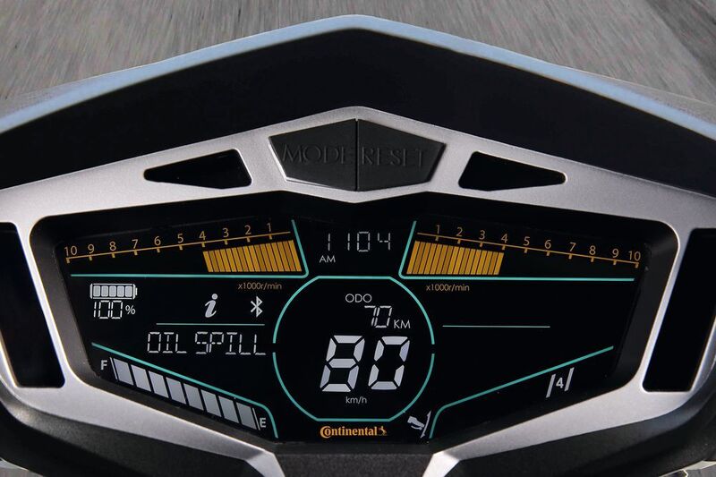 Continental präsentiert den eHorizon und ein neues Kombiinstrument für Motorräder. (Continental)