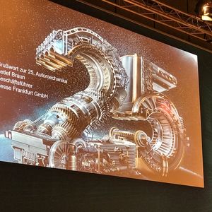 Die 25. Automechanika durfte auf der Bundestagung des Kfz-Gewerbes nicht fehlen. Die Messe ist seit fast 50 Jahren eine wichtige Informationsquelle für das Kfz-Gewerbe. (Bild:  Michel/»kfz-betrieb«)