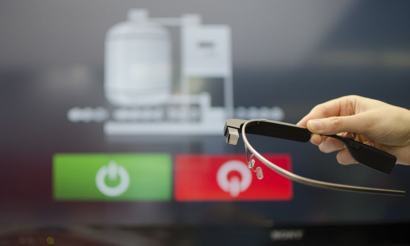 Sorgt für freie Hände in der Fabrik: Google Glass in der Industrie. (Barbara Hofler)