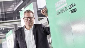 Dr. Volker Nilles is CEO of Arburg GmbH + Co KG. In this role, he leads the six-member executive team and, since the beginning of the year, has been responsible for steering the course of the manufacturer of injection molding machines and digital systems for plastics processing. The family-owned company, based in Loßburg, employs approximately 3,400 people worldwide and has a history spanning more than 100 years. (Image: Arburg GmbH + Co. KG)