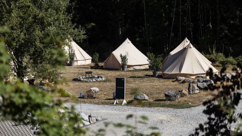 In Wülfrath werden auch die Teilnehmer der Land-Rover-Experience-Touren auf ihre Reisen vorbereitet. (Bild: Land Rover)