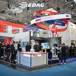 Das von EDAG auf der Hannover Messe gezeigte Industrial Metaverse verbindet die Elemente Smart Product, Smart Factory, Smart People und Smart Ecosystem. (Bild:  EDAG)