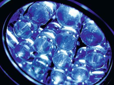 LED-Taschenlampe: Auch für Beleuchtungskörper gibt es eine Regelsetzung. (Bild: Tobias Zeller, pixelio.de)