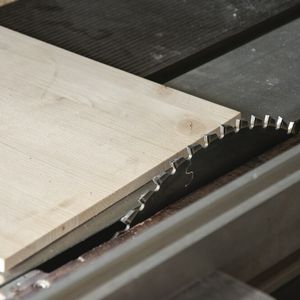 Mit dem Auto-Panel-Sizer können optimierte Schnittpläne für die Produktion rechteckiger Teile erstellt und dabei Verschnitt, Produktionszeiten und Fertigungskosten minimiert werden.(Bild:  gemeinfrei / Unsplash)