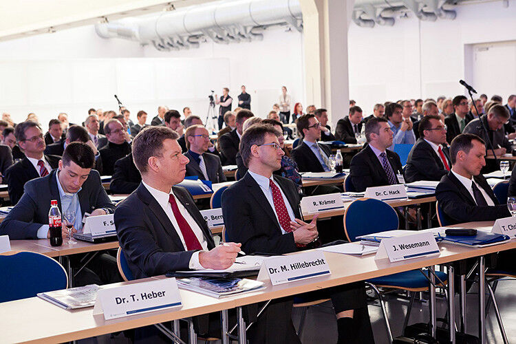 Das große Netzwerkevent der Branche: »Automobil Industrie Leichtbau-Gipfel« 2013. (Foto: Stefan Bausewein)