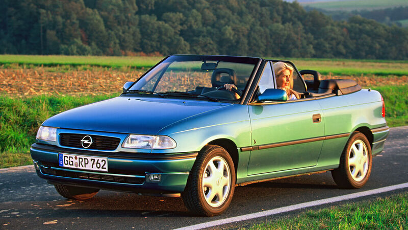 Seit August 1993 ist der Astra (F) als Cabrio verfügbar. (Bild: Opel)
