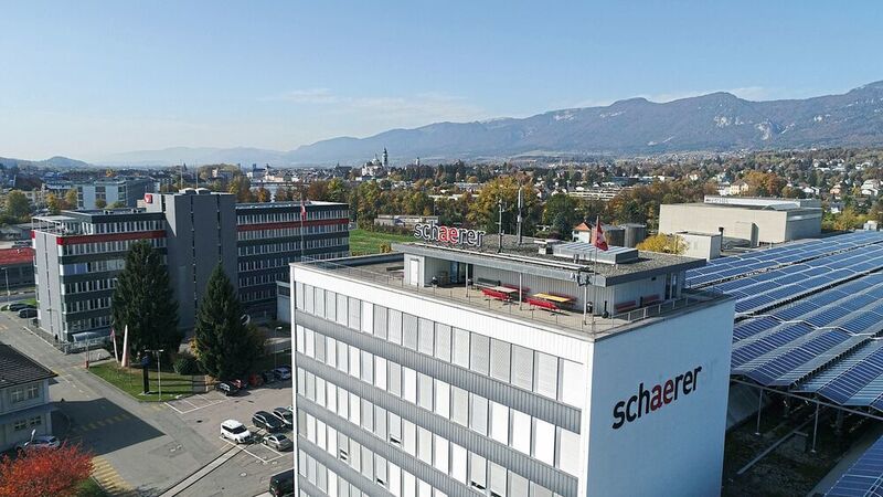Der Stammsitz des Kaffeemaschinen-Herstellers Schaerer AG in Zuchwil im Kanton Solothurn wird weiter ausgebaut, um die Produktion in der Schweiz zu erhalten und zu erweitern.  (Schaerer AG)