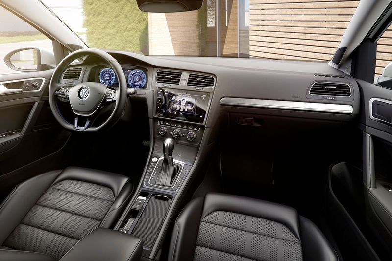 ... und der Innenraum nur leicht modifiziert. (Volkswagen)